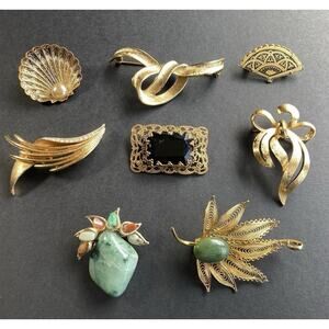 Bundle of Estate Brooches Gold Tone Monet West Germany Stones Filigree Vintage